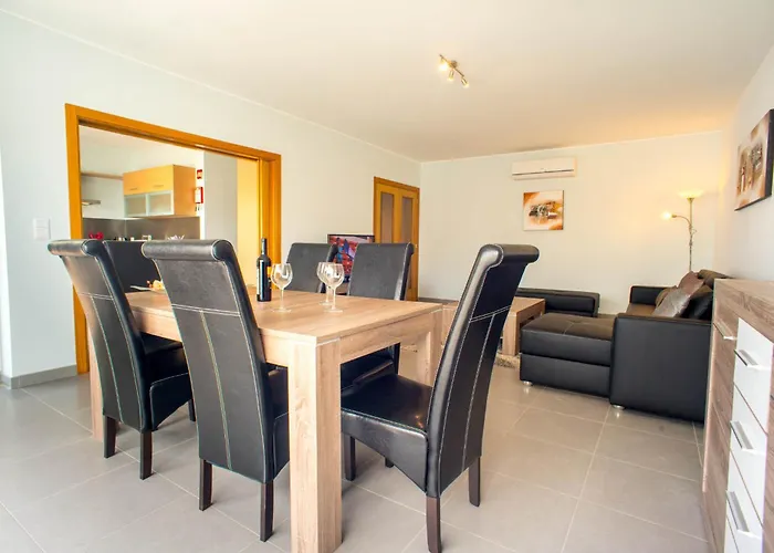 Pegada Retreat By Algartur 타비라